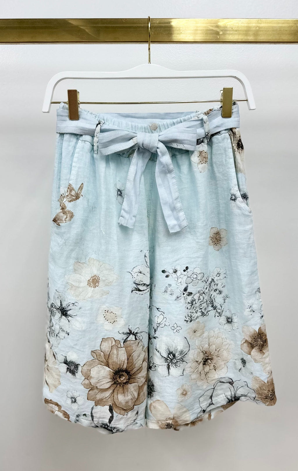 Garden Floral Print Bermuda Shorts w/ Tie
